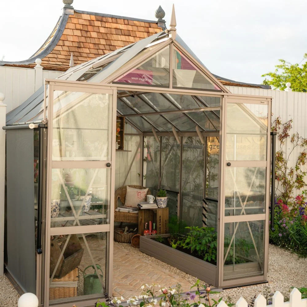 8x10 Rhino greenhouse at Chelsea
